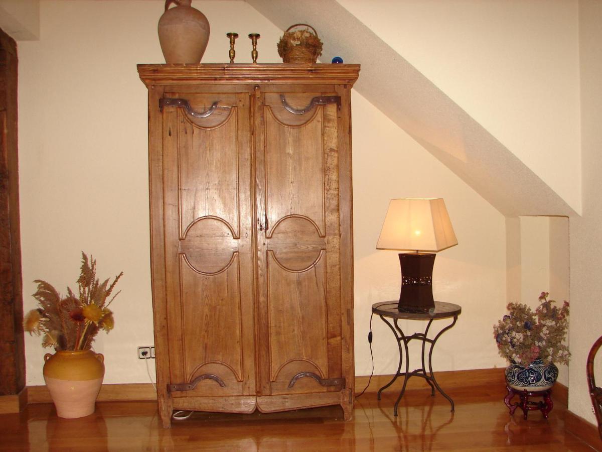 Apartamentos Lazkano I Y II Uharte-Arakil Buitenkant foto