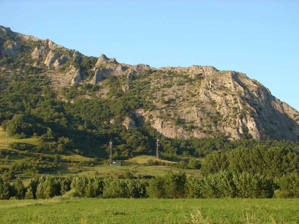 Apartamentos Lazkano I Y II Uharte-Arakil Buitenkant foto