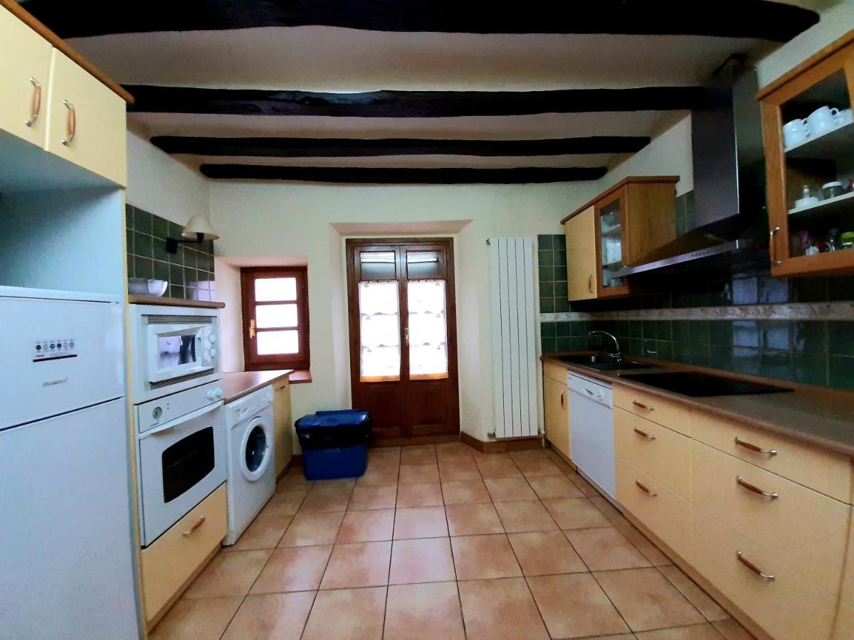 Apartamentos Lazkano I Y II Uharte-Arakil Buitenkant foto